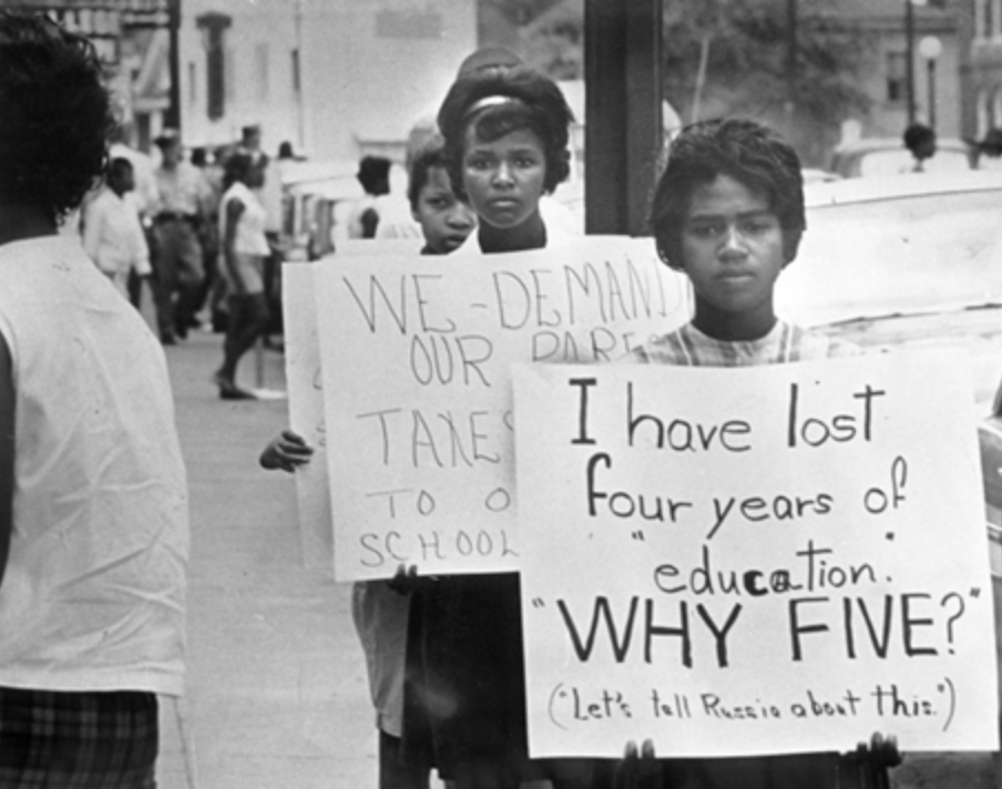students protesting massive resistance in Virginia in the 1960s